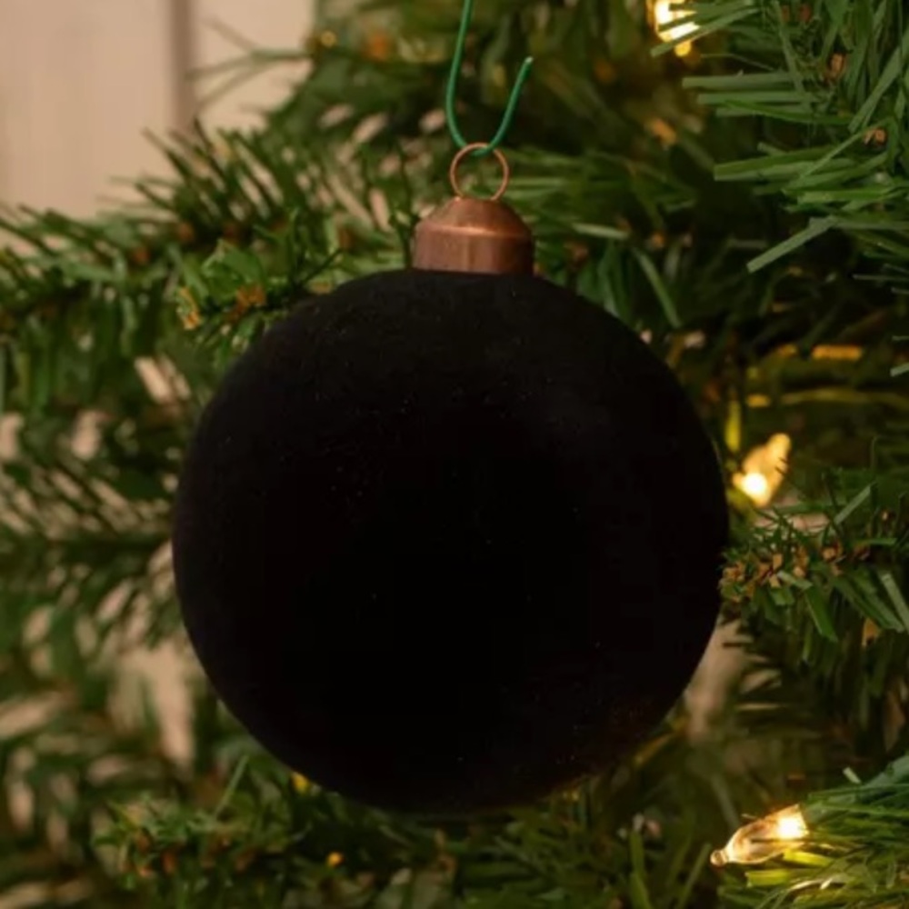 closet RESTOCK —-Viral ornaments from HOBBY LOBBY in Black